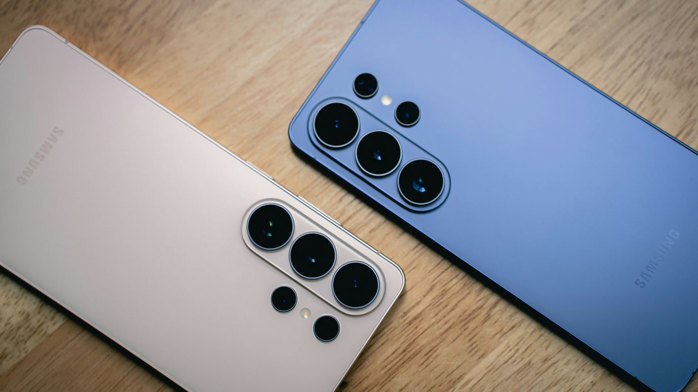 Samsung Galaxy S Ultra pair
