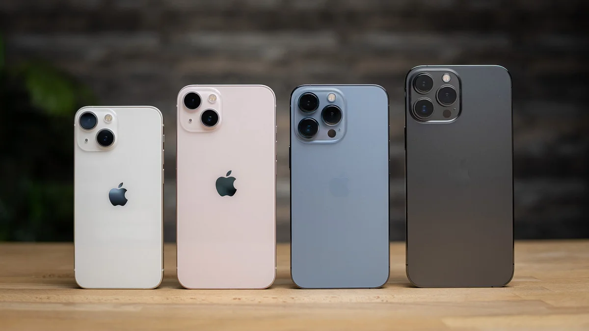 iPhone 13 Pro lineup in four finishes